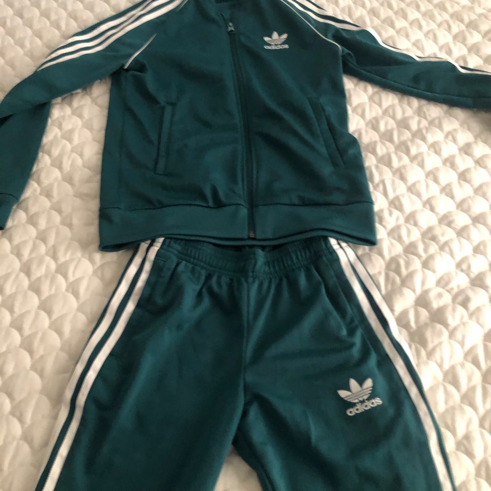 Set adidas  Adidas for boys or girls